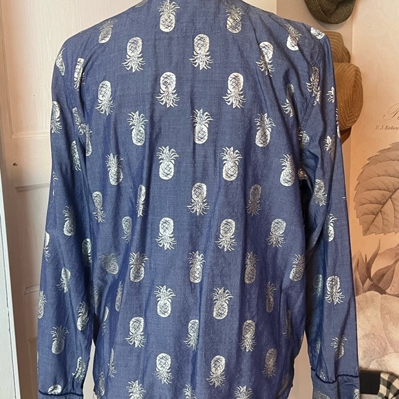 VICTORIAS SECRET PAJAMA TOP BLUE GOLD PINEAPPLES SZ MED TROPICAL METALLIC - Picture 8 of 8